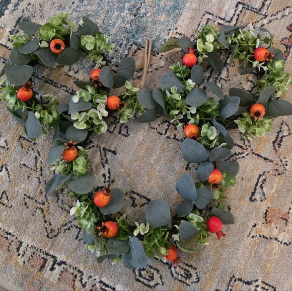 Other - Disnwy Festive Green and Orange Holiday Wreath